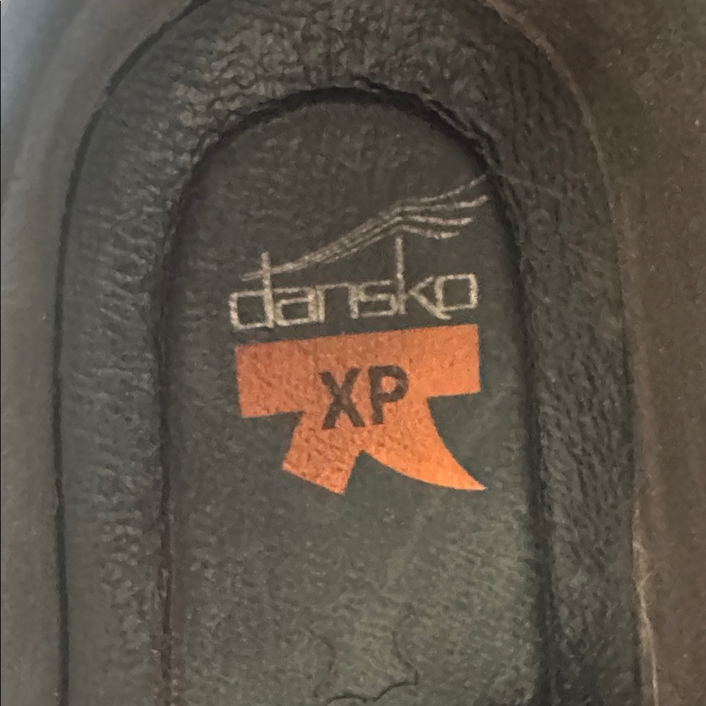 Dansko XP Professional Patent Leather Clogs Size: 39 EU /8.5-9 US - Black - Picture 3 of 5